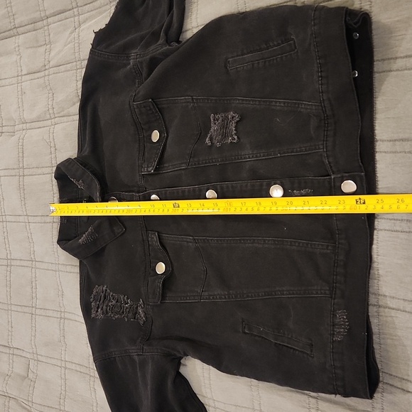 Forever 21 Black Distressed Jean Jacket Size L! - Picture 5 of 7